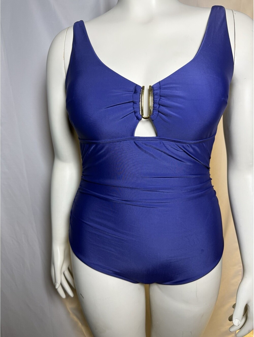 B2PRITY One Piece Blue Swimsuit Women's Medium NWT Cutout Tummy Control